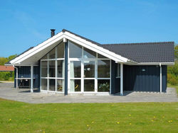 Three-Bedroom Holiday home in Hemmet 11