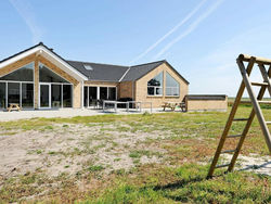 Six-Bedroom Holiday home in Rømø 2