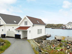 Holiday Home Sørevegen