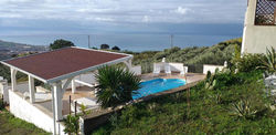 Villa vista mare con piscina