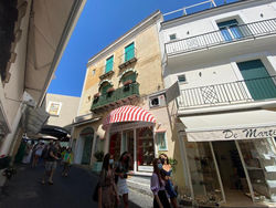 Regina di Capri - la casa in Piazzetta -