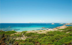 Amazing apartment in La Maddalena with 2 Bedrooms