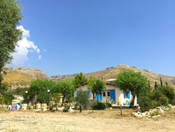 Peaceful rural house Stone Paradise