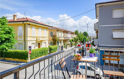 Amazing home in Viareggio with WiFi and 3 Bedrooms