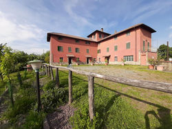 La Fabbrica in collina