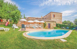 Stunning apartment in Montalcino with Outdoor swimming pool and 3 Bedrooms