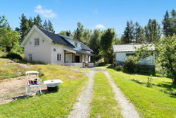 Romantic farmhouse with idyllic garden