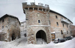 Nelle Mura Del Castello